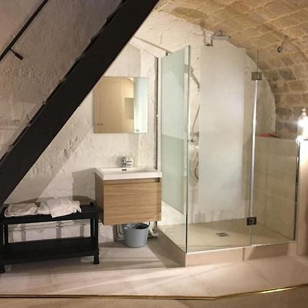 Spacious Loft At 2 Steps From The Chocolate Museum Parijs Buitenkant foto
